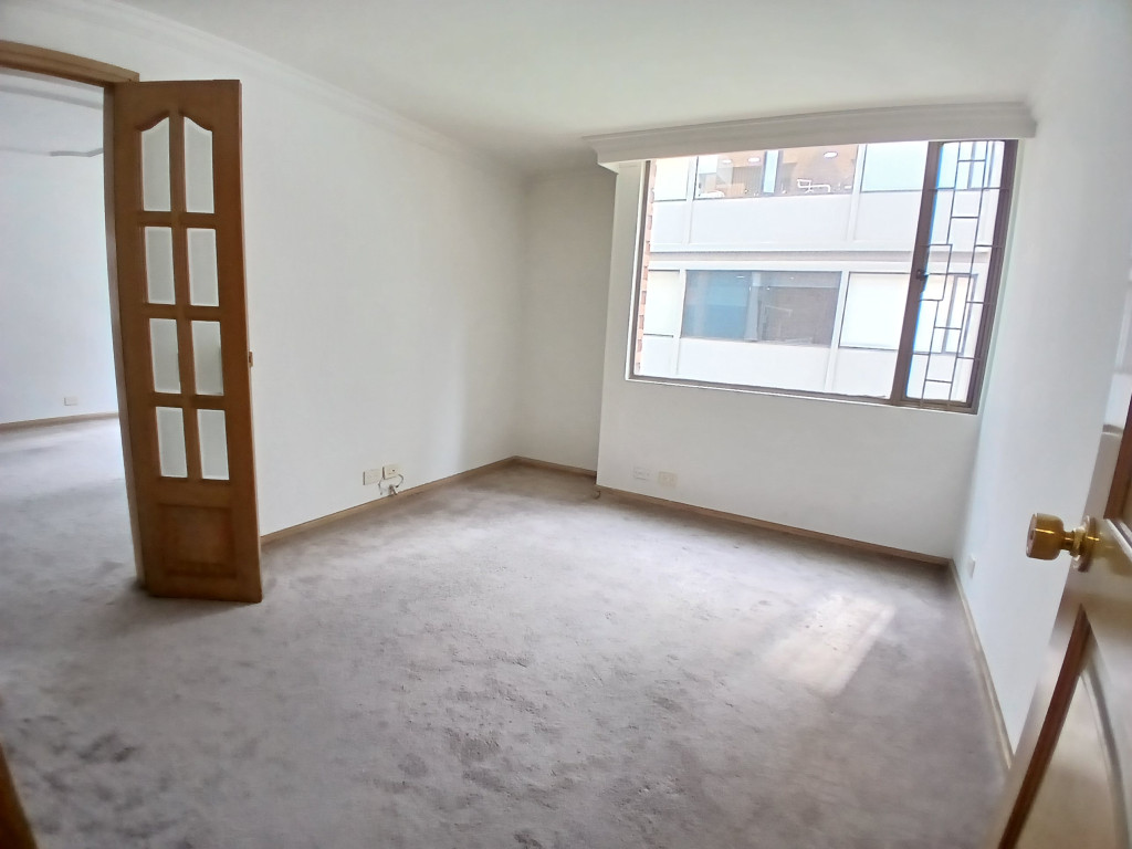 APARTAMENTO en venta en Bogotá, Carrera 23 # 120 - 71, 175 m²