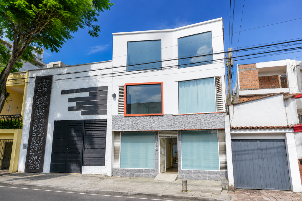 EDIFICIO en venta en Cali, calle 12 Norte # 8 N-49, 678 m²