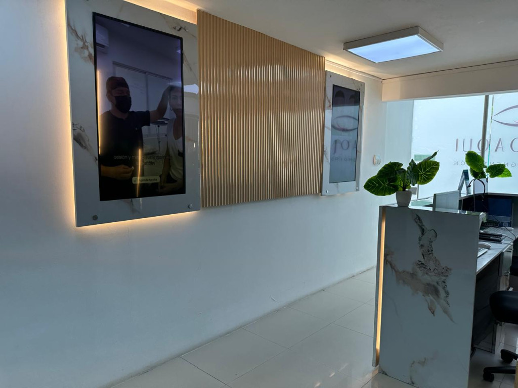 CASA en venta en Cali, calle 7A # 44-50, 287 m²
