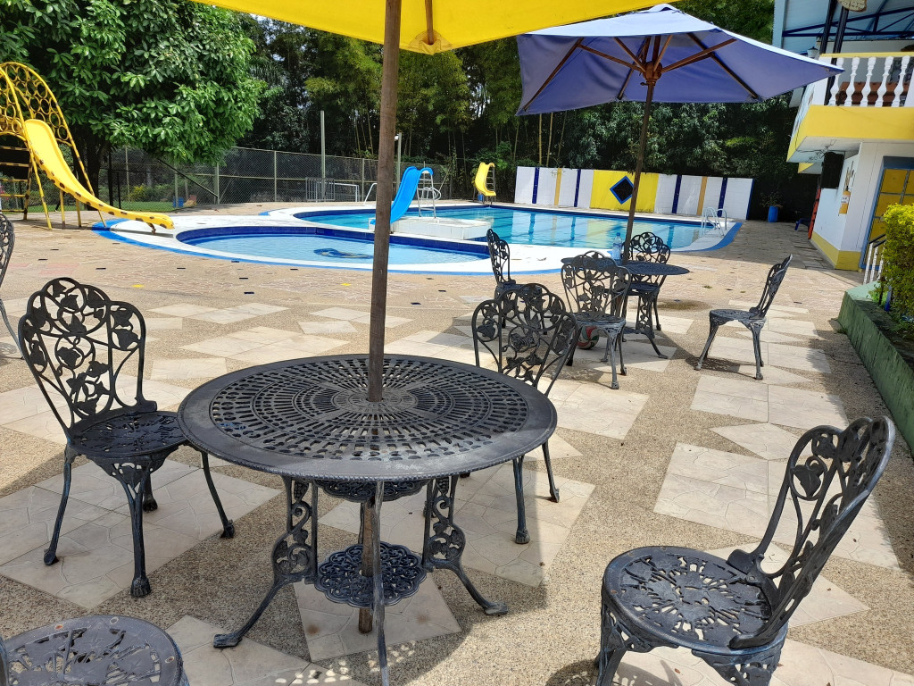 HOTEL en venta en La Mesa, Vereda el Palmar, 267 m²