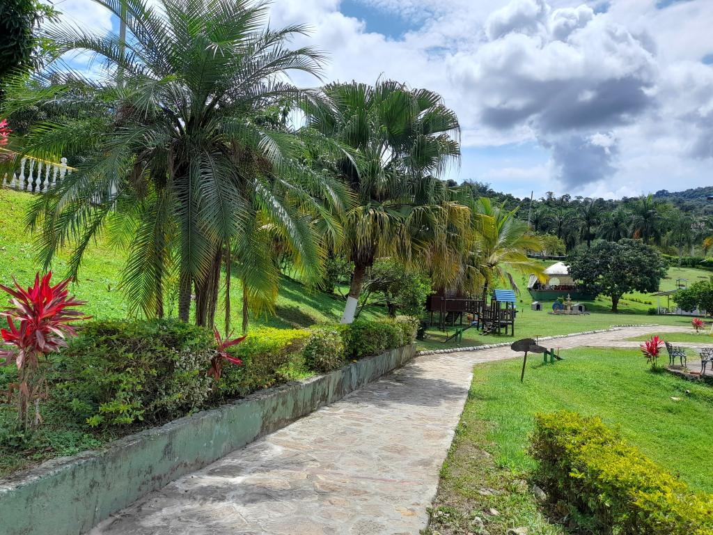 HOTEL en venta en La Mesa, Vereda el Palmar, 267 m²