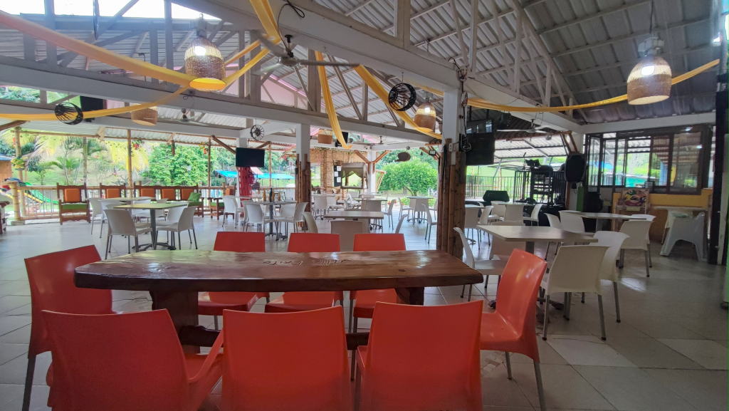 HOTEL en venta en La Mesa, Vereda el Palmar, 267 m²