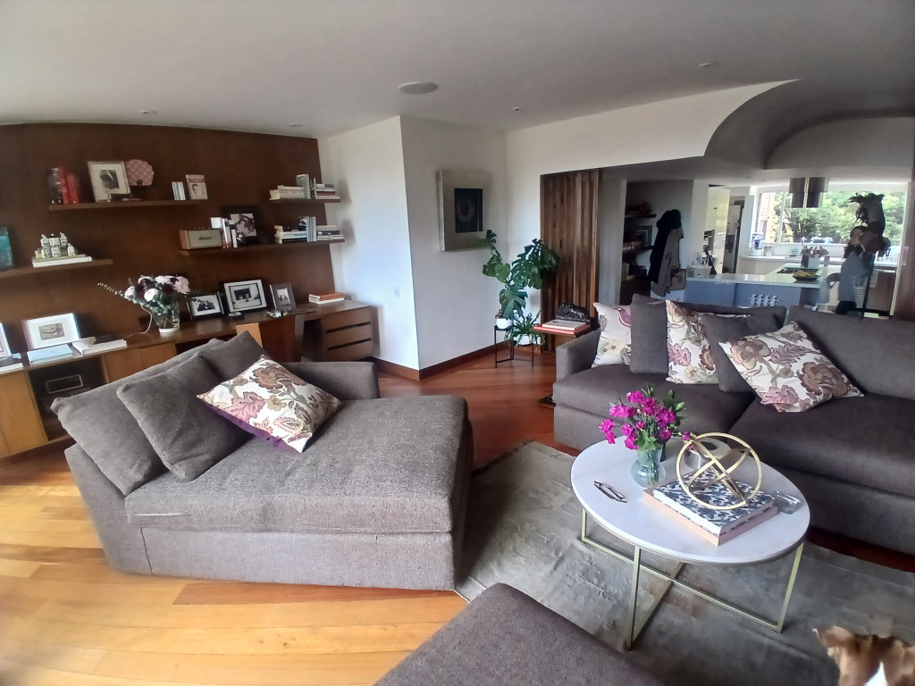 APARTAMENTO en venta en Bogotá, Carrera 1 ESTE #76 -04, 135 m²
