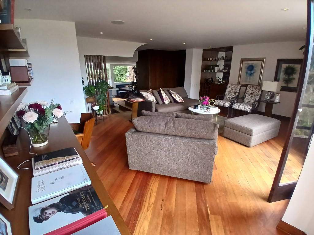 APARTAMENTO en venta en Bogotá, Carrera 1 ESTE #76 -04, 135 m²