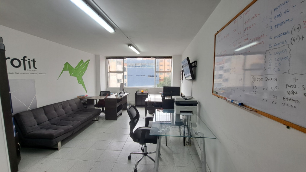 OFICINA en venta en Bogotá, CARRERA 8 No. 18 - 27, 57 m²
