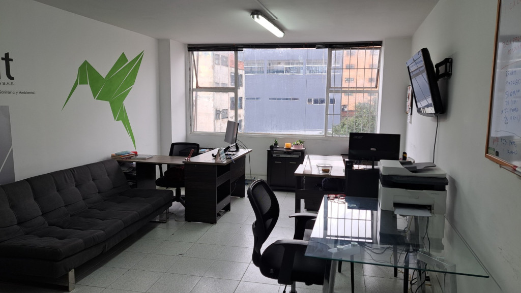 OFICINA en venta en Bogotá, CARRERA 8 No. 18 - 27, 57 m²