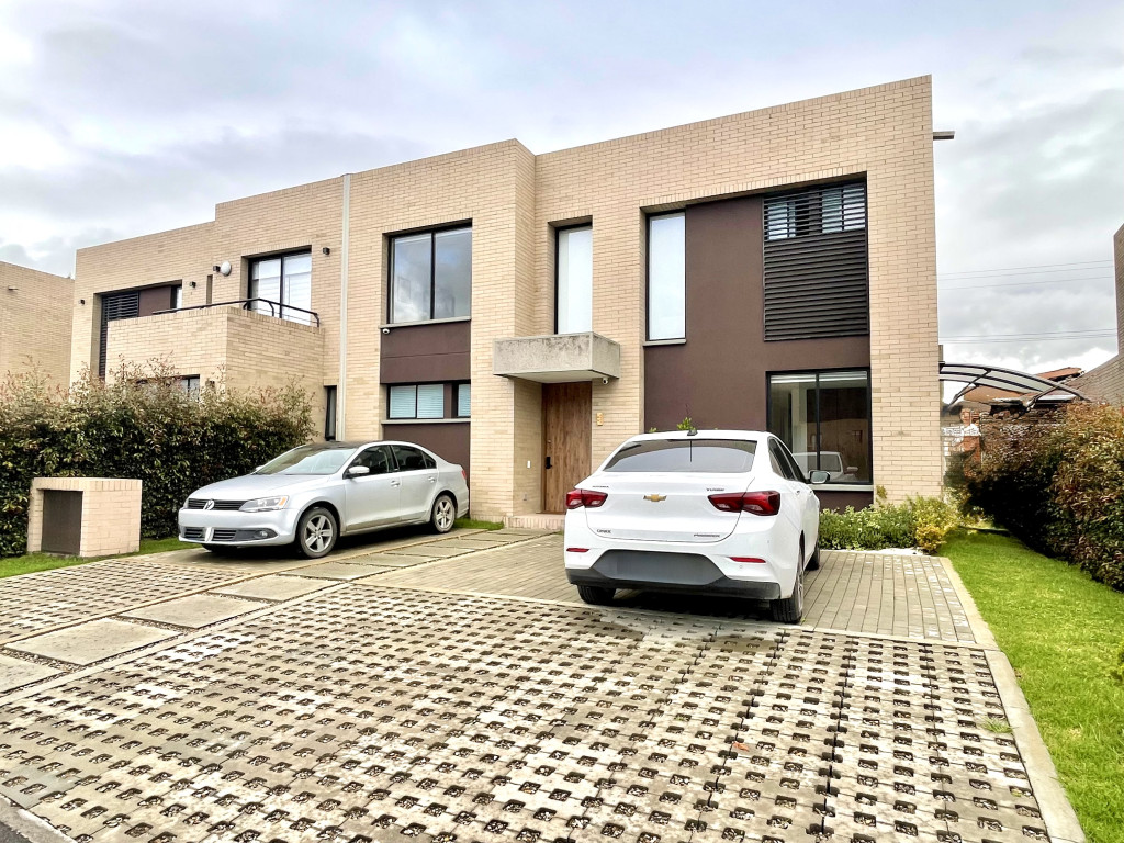 CASA en venta en Chía, CARRERA 5 ESTE # 9-41 Chia, 167 m²