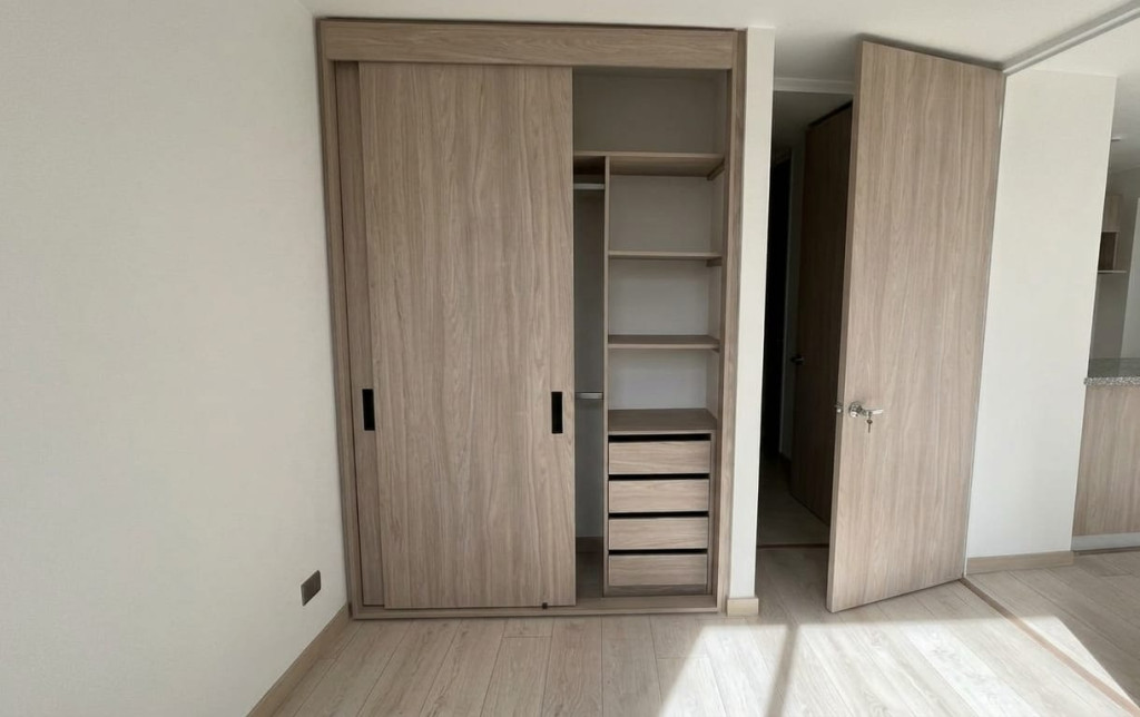 APARTAMENTO en venta en Bogotá, Carrera 38 #14 - 11, Zona Industrial, 47 m²