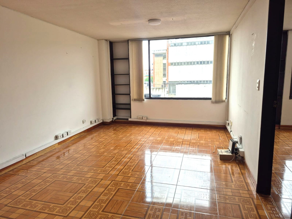 APARTAESTUDIO en venta en Bogotá, Carrera 13 # 38, 48 m²