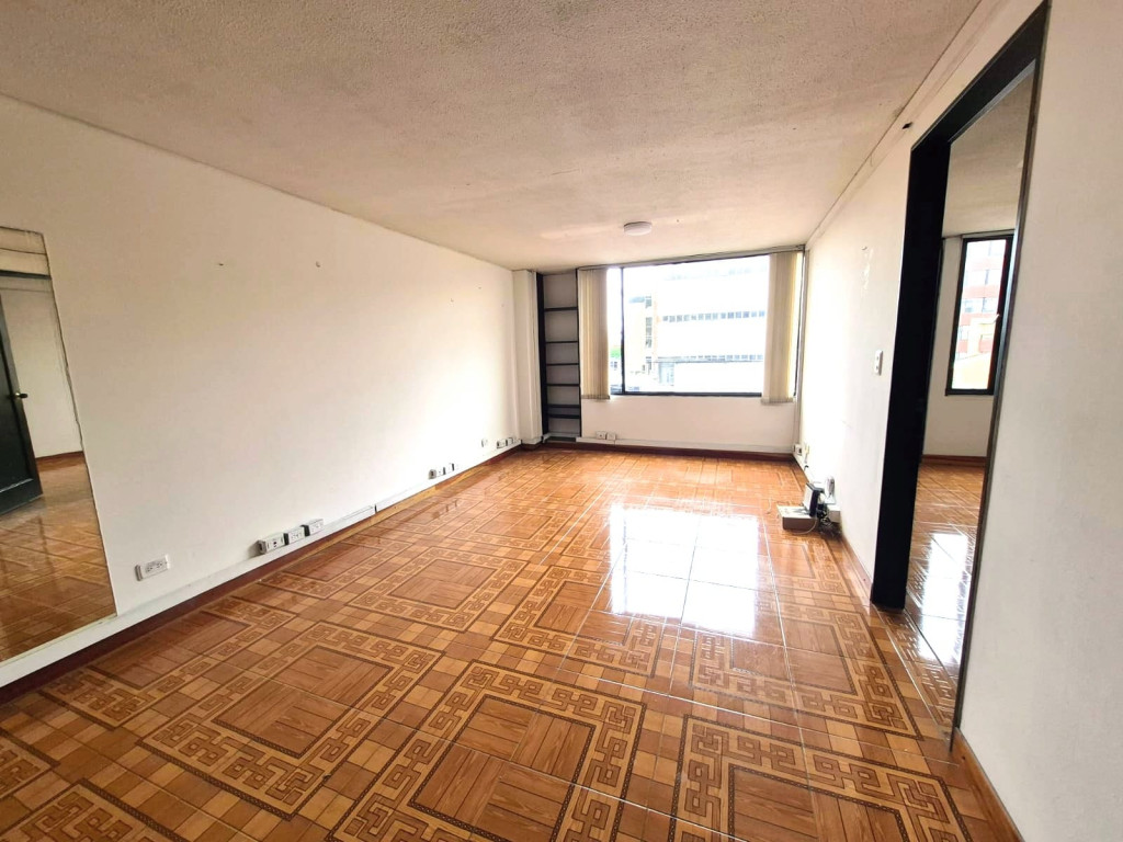 APARTAESTUDIO en venta en Bogotá, Carrera 13 # 38, 48 m²