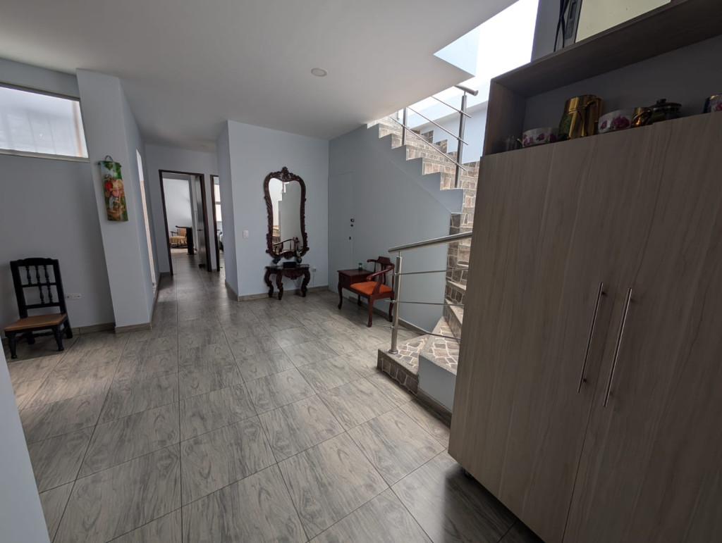 APARTAMENTO en venta en Medellín, Calle 66D #39A-67, 180 m²