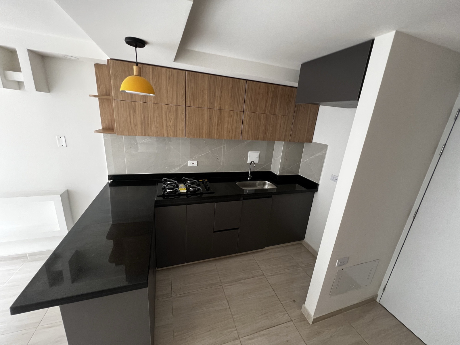 APARTAMENTO en venta en Bogotá, Calle 5A Sur # 81-80, Kennedy, Bogotá, D.C., Colombia, 37 m²