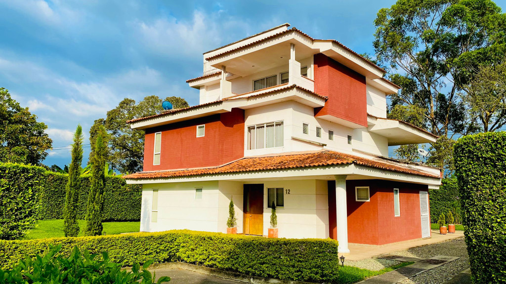 CASA en venta en Montenegro, URBANIZACION VILLAS DEL CAFE ETAPA I CASA #12, 600 m²