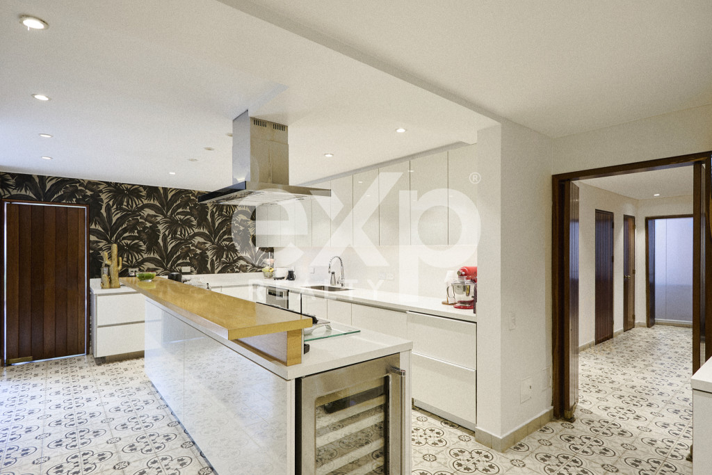 CASA en venta en Bogotá, TV 3 83 78, 591 m²
