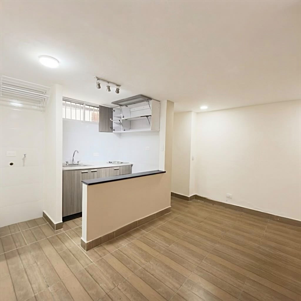 APARTAESTUDIO en venta en Bogotá, calle 45 4 39, 30 m²