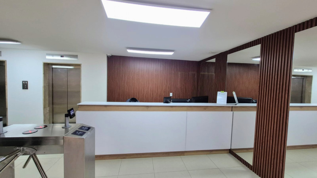 OFICINA en alquiler en Bogotá, Carrera 11 # 72, 115 m²