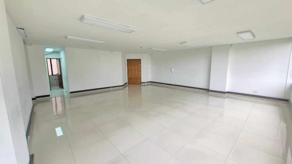 OFICINA en alquiler en Bogotá, Carrera 11 # 72, 115 m²
