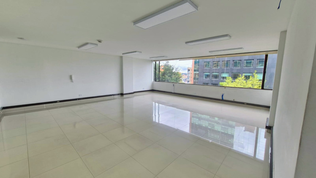 OFICINA en alquiler en Bogotá, Carrera 11 # 72, 115 m²