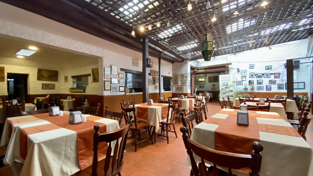 CASALOTE en venta en Bogotá, Calle 62 # 7- 77 y Calle 62 # 7 - 77, 600 m²