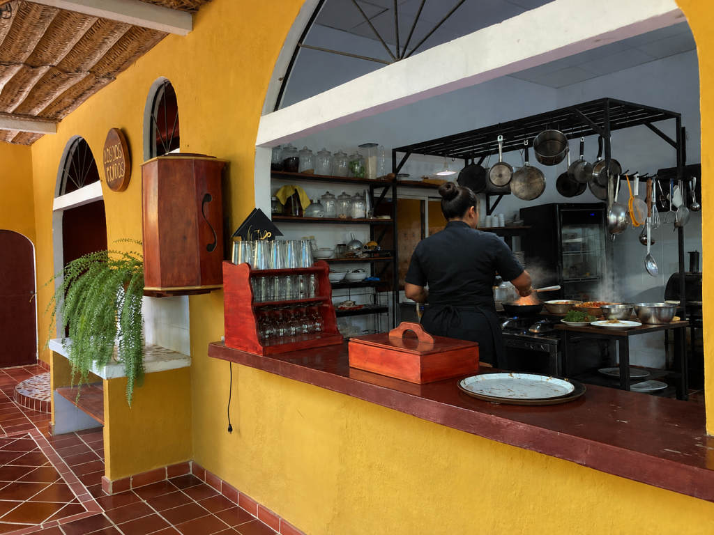 COMERCIAL (CASA PARA COMERCIO) en venta en Santa Marta, CR 16 # CL 10 - 92 BONDA Santa marta Magdalena, 650 m²