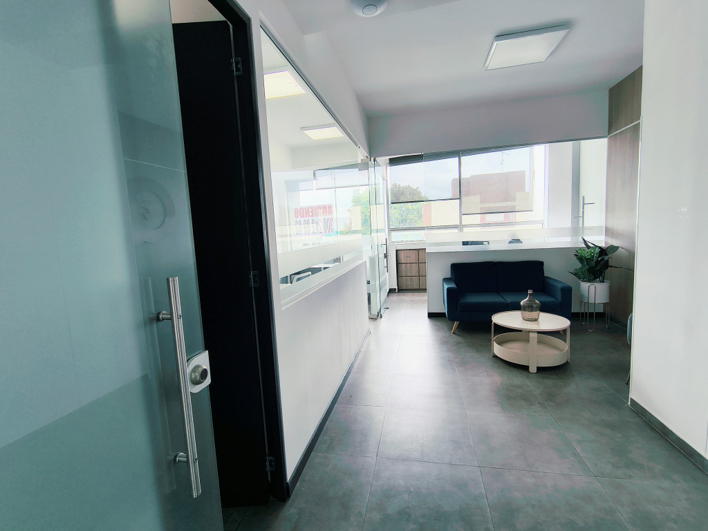 OFICINA en alquiler en Bogotá, CALLE 79A #18 41, 44 m²
