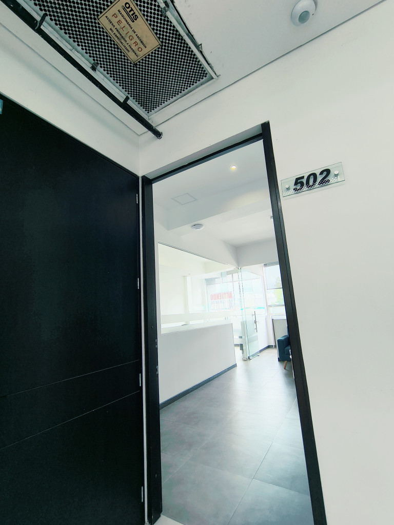 OFICINA en alquiler en Bogotá, CALLE 79A #18 41, 44 m²