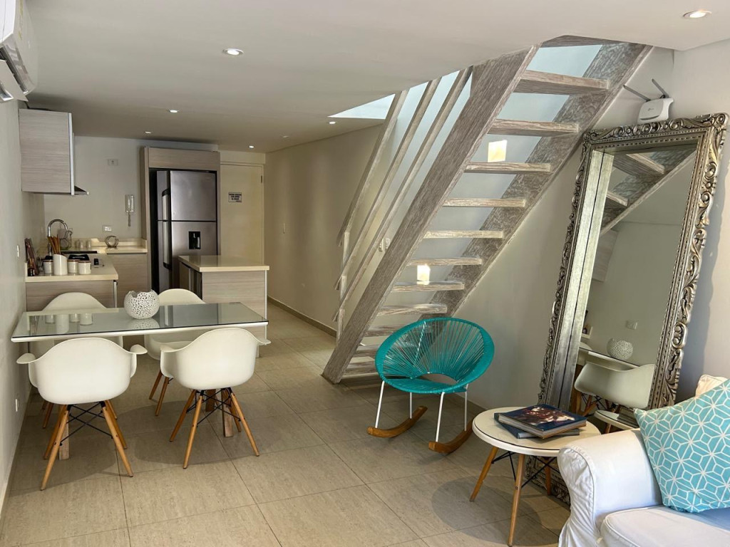 APARTAMENTO en venta en Cartagena, Edificio habitacional las Bóvedas, 74 m²