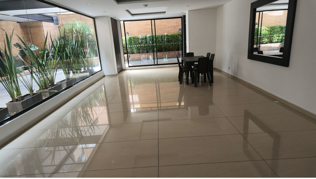 Apartment for sale in Bogotá, carrera 14 #106-89, 56 m²