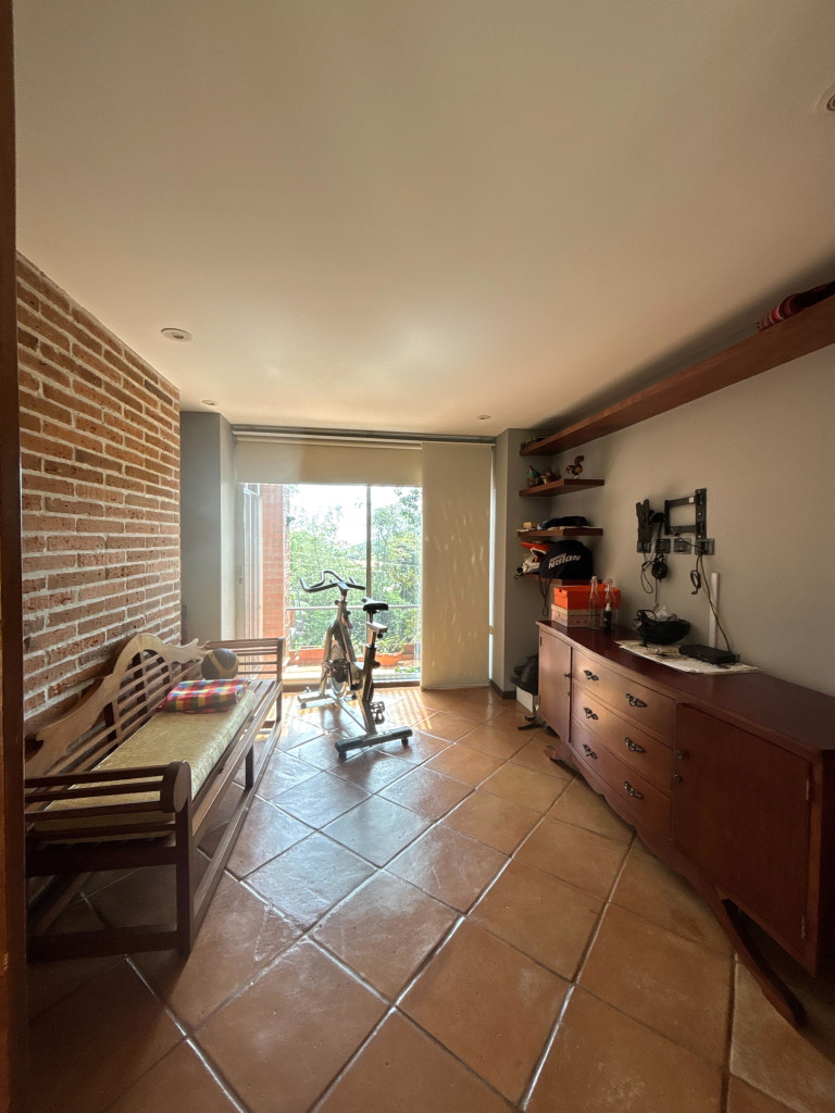 CASA CAMPESTRE en venta en Retiro, PARCELACION ROBLE ALTO, 376 m²