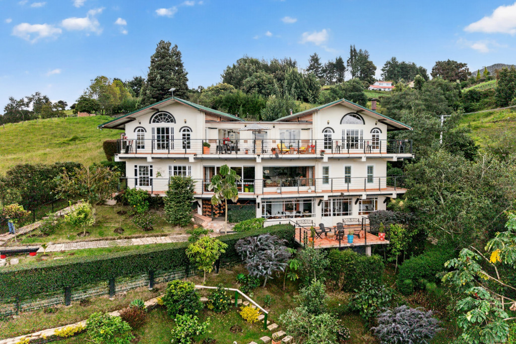 CASA CAMPESTRE en venta en Subachoque, via Subachoque-La Pradera, entrada 36, 650 m²