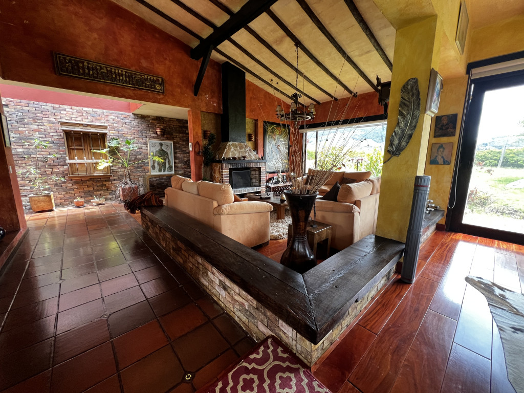 CASA CAMPESTRE en alquiler en La Calera, vereda San jose, 5000 m²