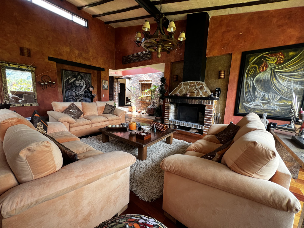 CASA CAMPESTRE en alquiler en La Calera, vereda San jose, 5000 m²