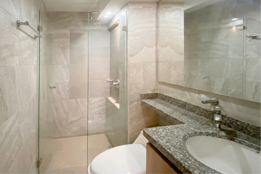 Apartment for sale in Madrid, CALLE 6 SUR 23-137, 62 m²