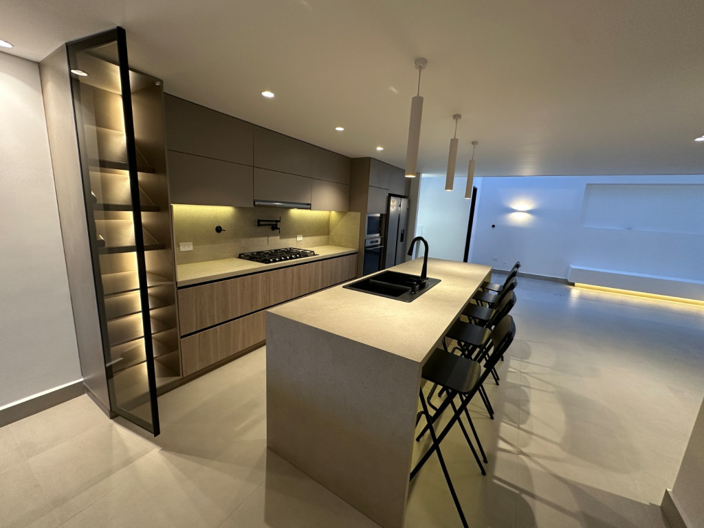 CASA en venta en Rionegro, Reserva de llanogrande, 170 m²