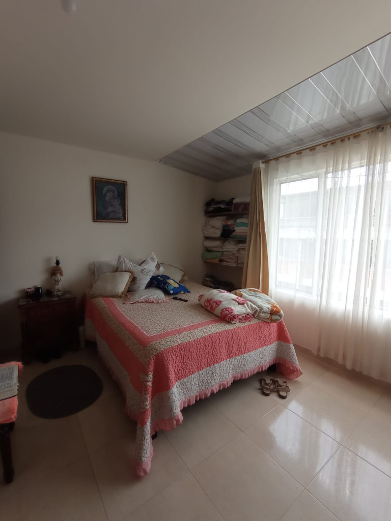 CASA en venta en Fusagasugá, 204 m²