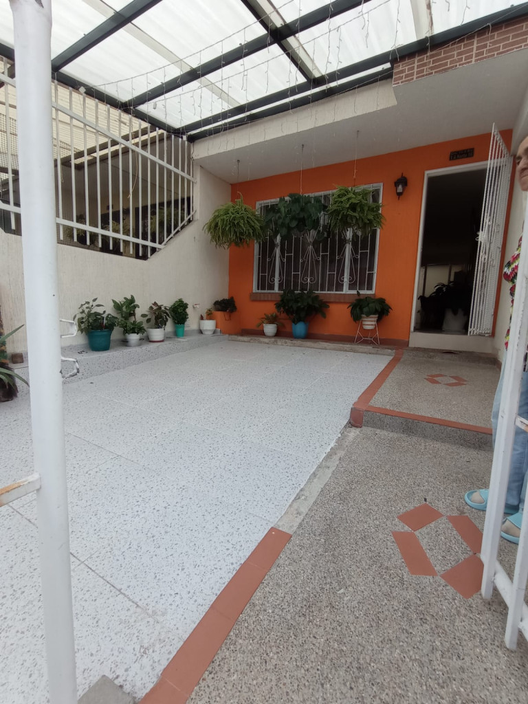 CASA en venta en Fusagasugá, 204 m²