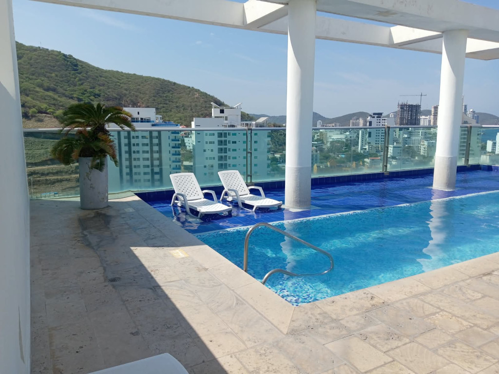 APARTAMENTO en alquiler en Santa Marta, CL 5B # 4-127, 136 m²