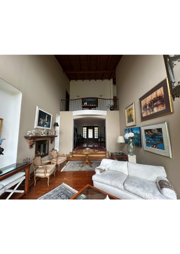 CASA CAMPESTRE for sale in Chía, km 17 carretera central norte Chia casa 14, 500 m²