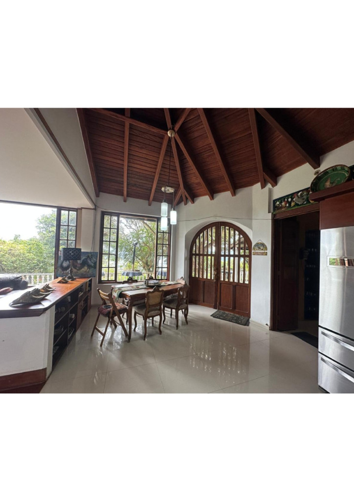 CASA CAMPESTRE for sale in Chía, km 17 carretera central norte Chia casa 14, 500 m²