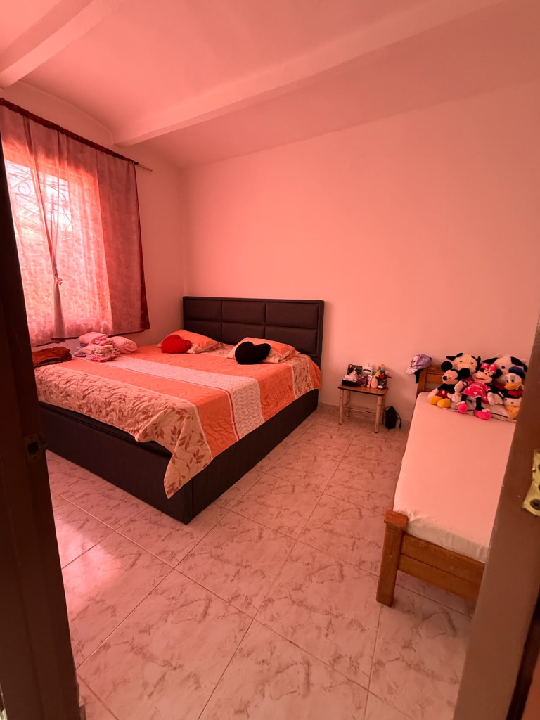 CASA en venta en Ibagué, CRA 11B No. # 6 - 08, 145 m²