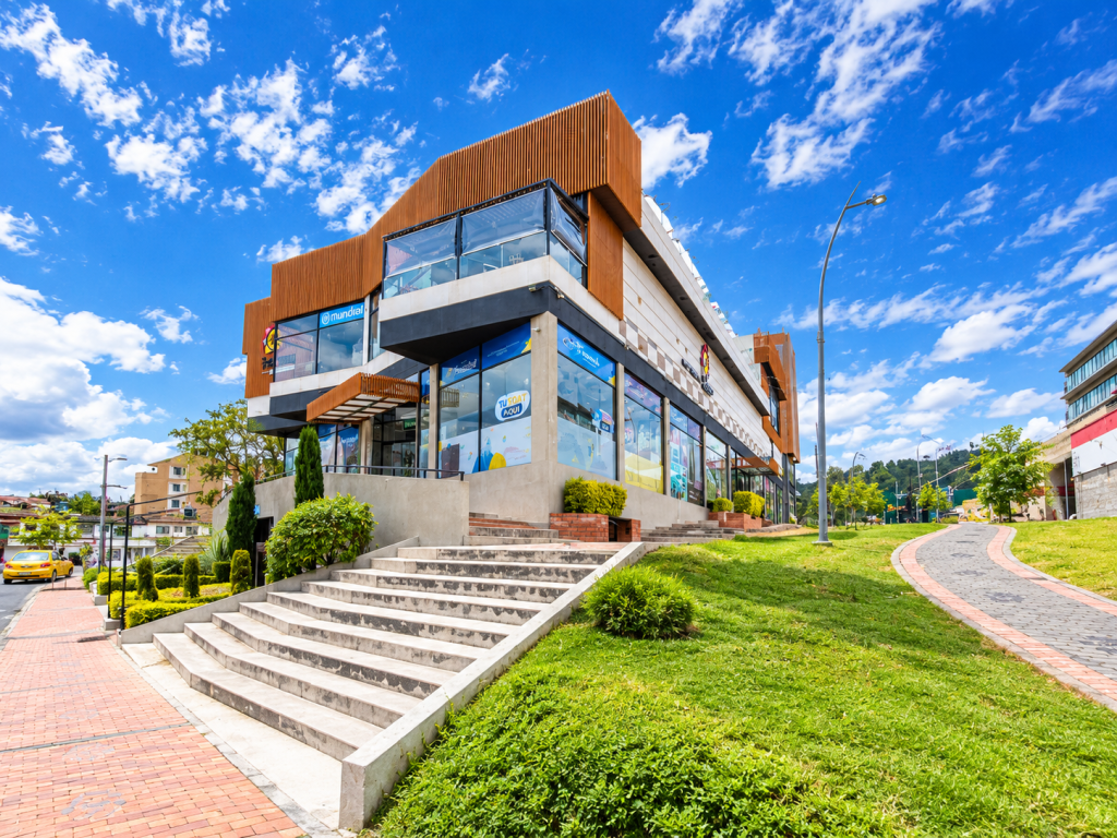 LOCAL en venta en Duitama, CL 20 A # 12 - 32 PASAJE COMERCIAL SOLANO ISLA, 4 m²