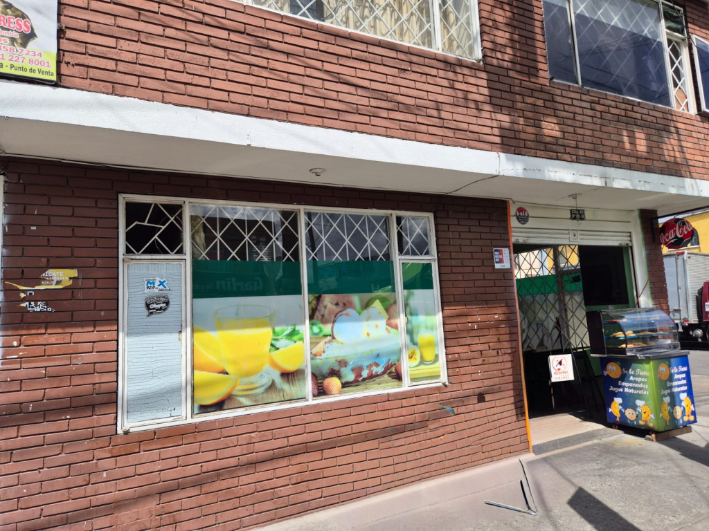 CASA en venta en Bogotá, CL 81 108 04, 359 m²