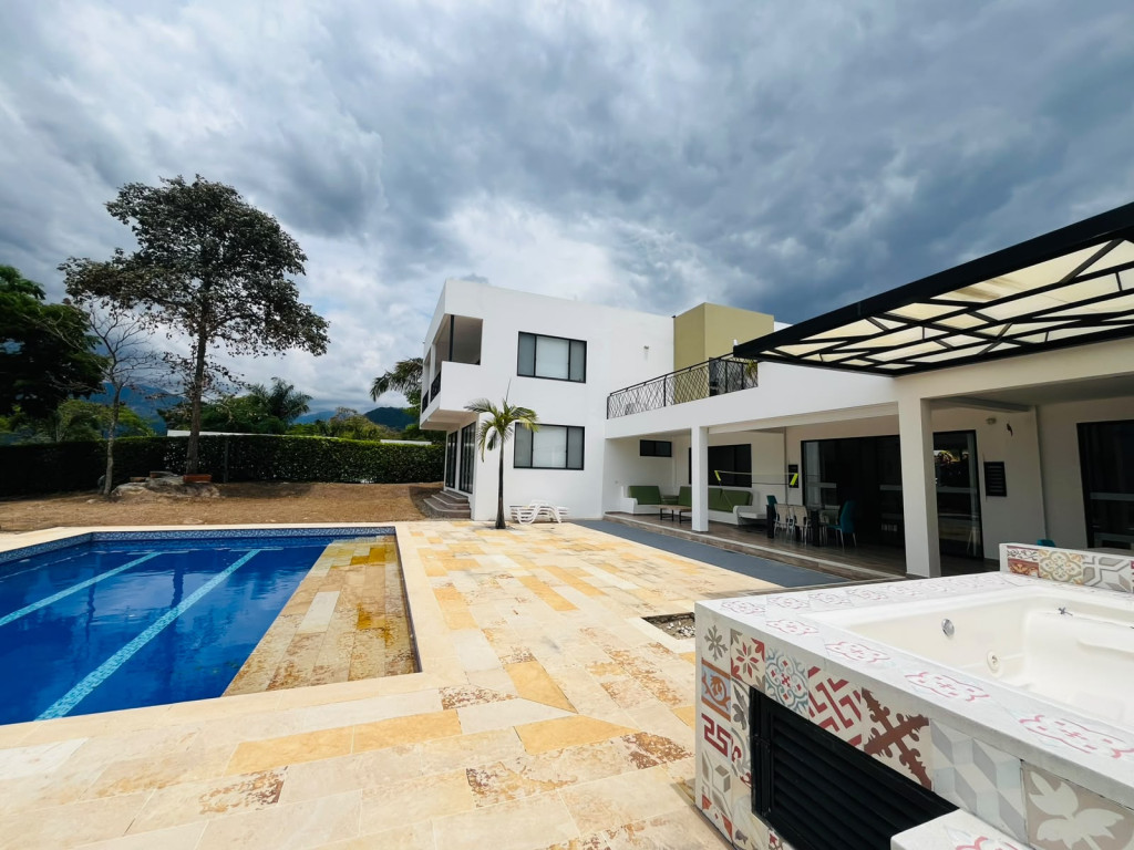 CASA CAMPESTRE en venta en La Mesa, Vereda La Trinida La Mesa, 950 m²
