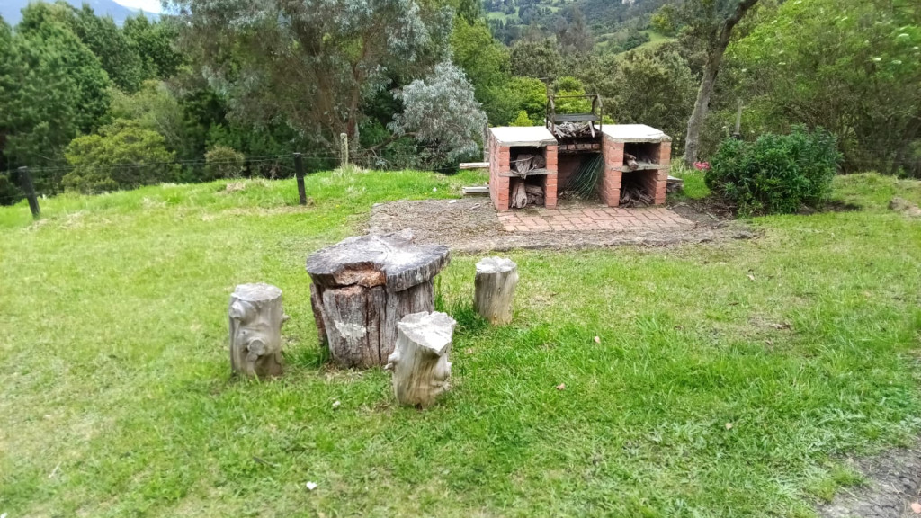 FINCA en venta en La Calera, Casa Siempre Alegre, Vereda El Salitre, Sector El Chocolatero, La Calera, Cundinamarca, 170 m²