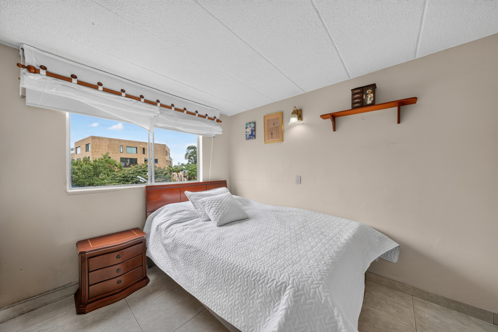 APARTAMENTO en venta en Bogotá, Calle 127C # 5-28, 60 m²