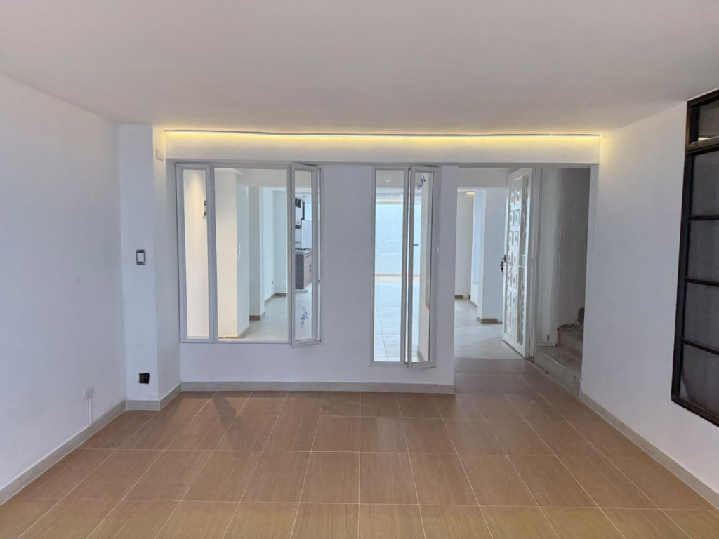 APARTAMENTO en venta en Cali, Cra 75 13a-201, 75 m²