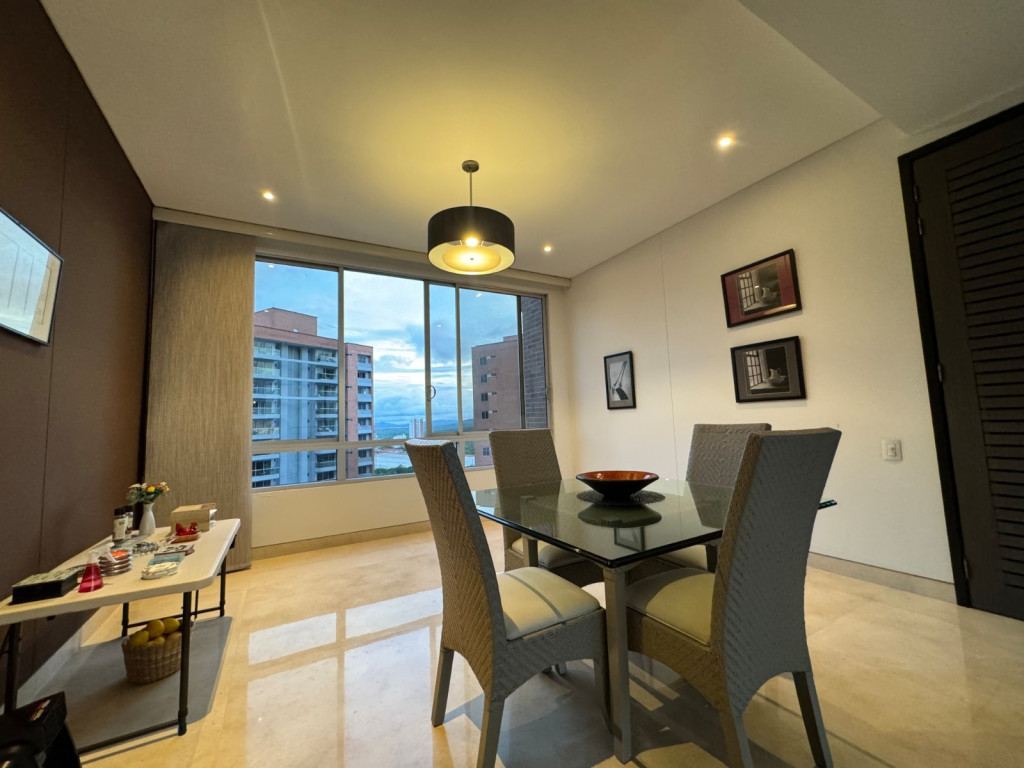 APARTAMENTO en venta en Barranquilla, Carrera 55 # 105 - 23, 300 m²