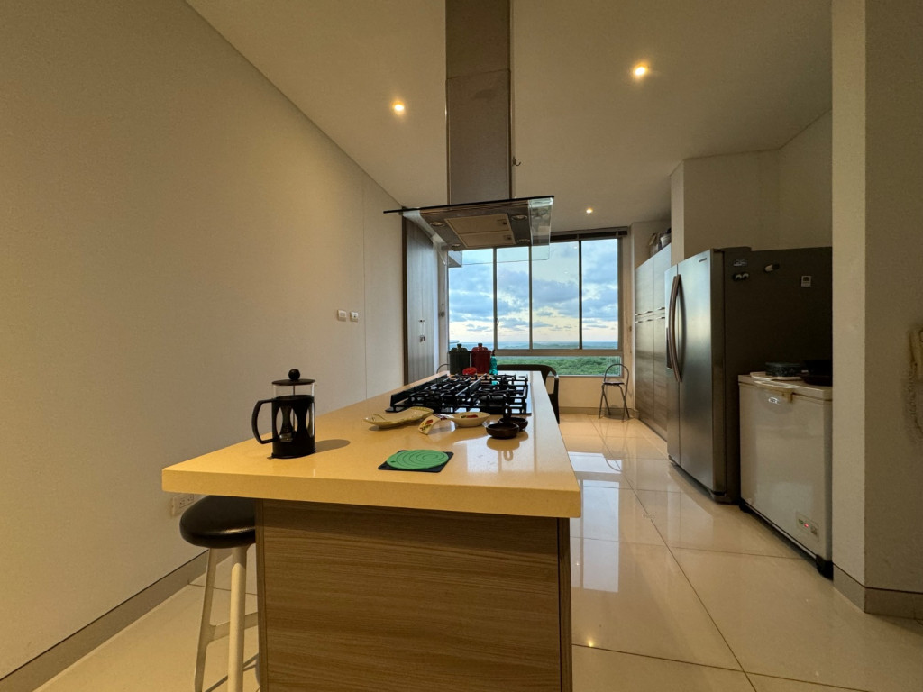 APARTAMENTO en venta en Barranquilla, Carrera 55 # 105 - 23, 300 m²
