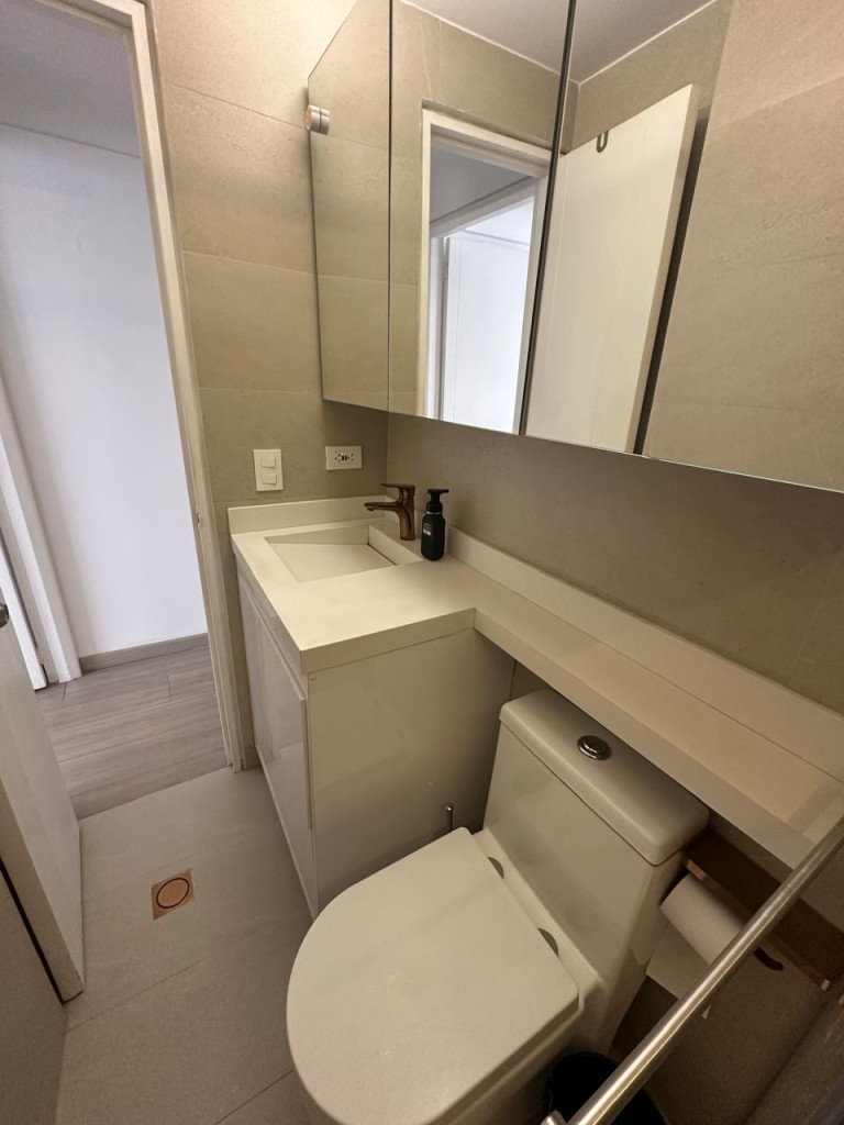 APARTAESTUDIO en alquiler en Bogotá, CRA 13A # 101 31, 43 m²