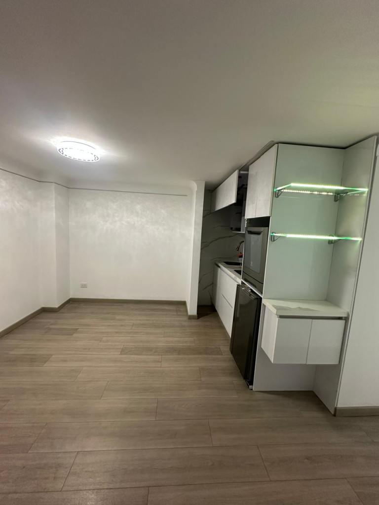 APARTAESTUDIO en alquiler en Bogotá, CRA 13A # 101 31, 43 m²
